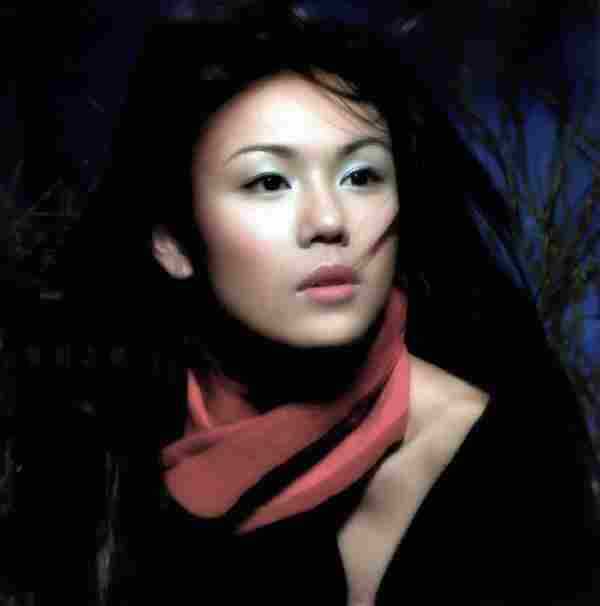 何嘉莉.1999-非份之想(EP)【英皇娱乐】【WAV+CUE】